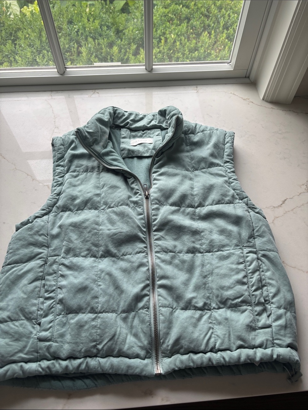Women's Quilted Sleeveless Vest in Seafoam